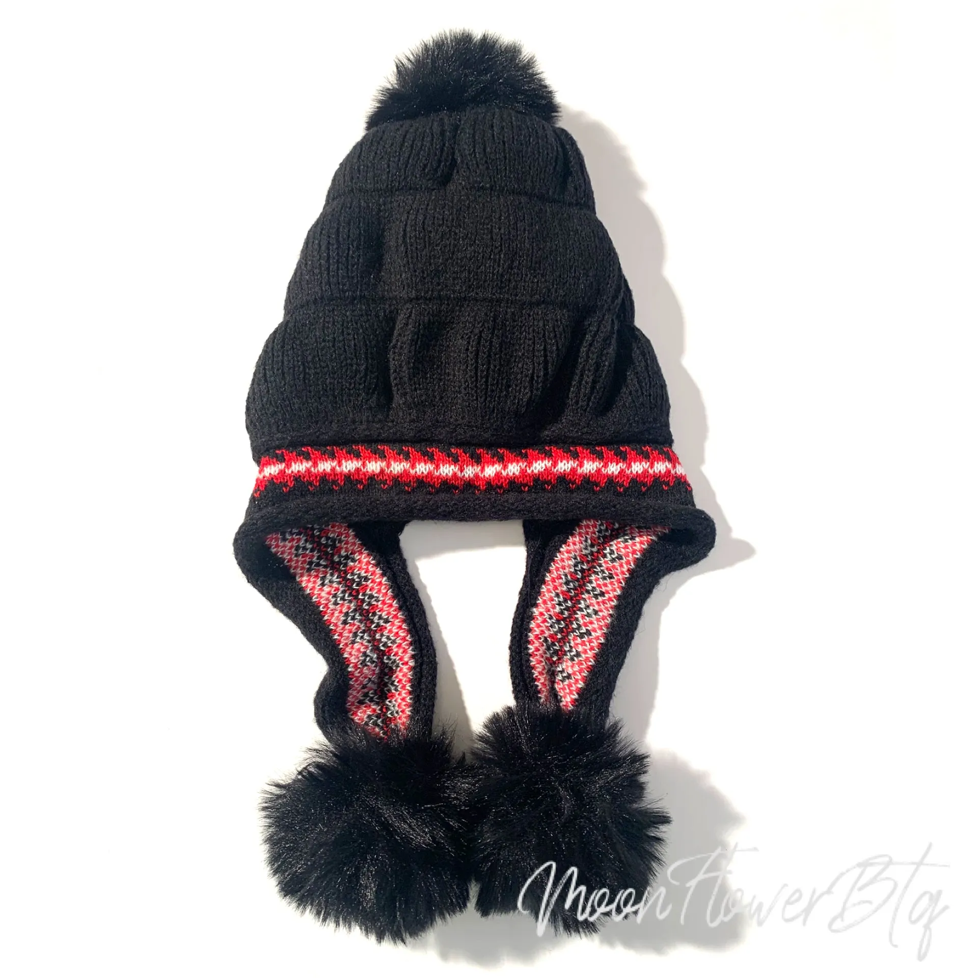 Black Winter Knit Pom Pom Beanie Hat