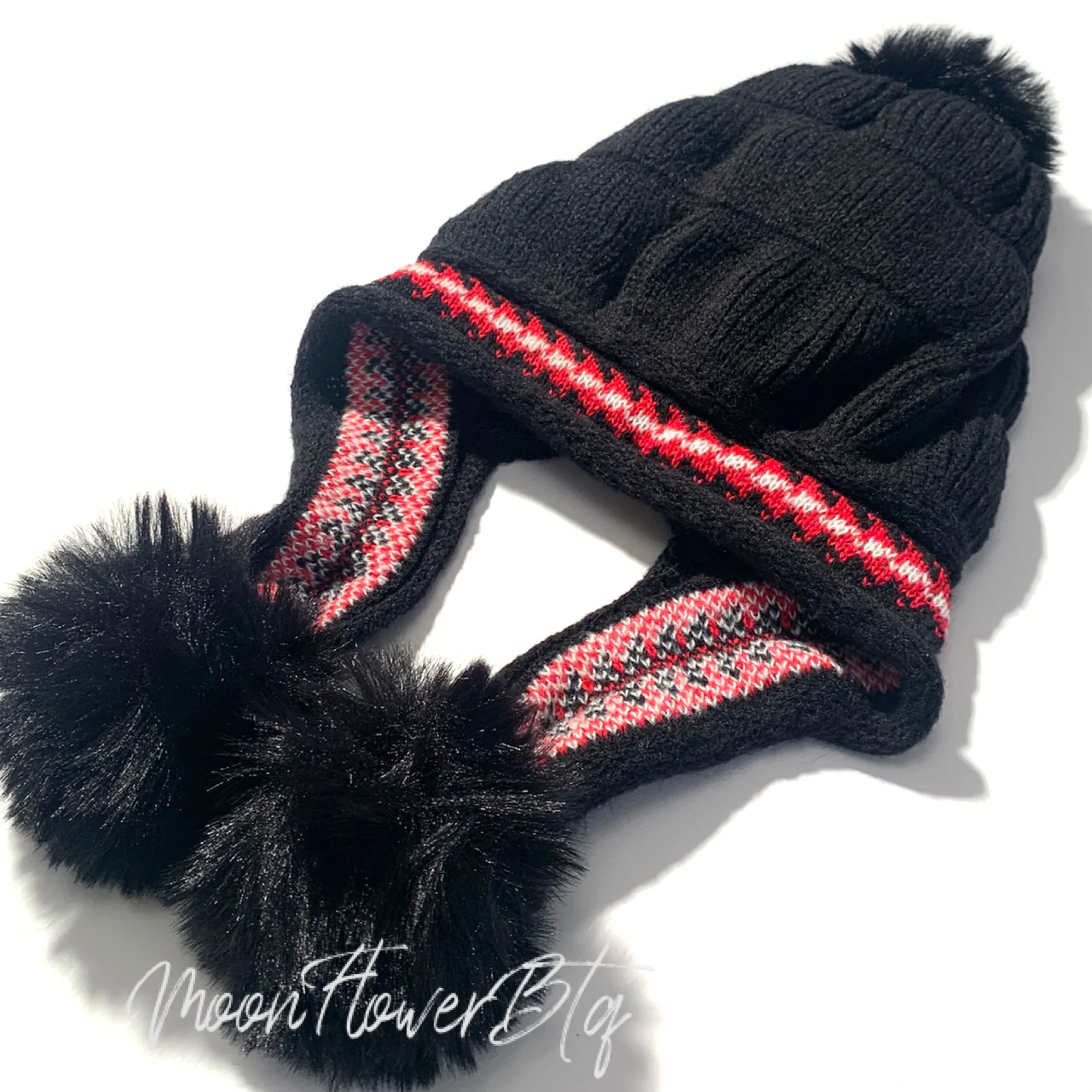 Black Winter Knit Pom Pom Beanie Hat