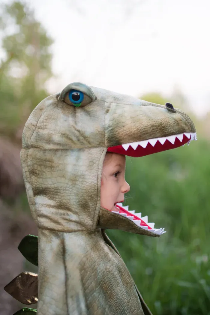 Great Pretenders Grandasaurus T-Rex Cape with Claws