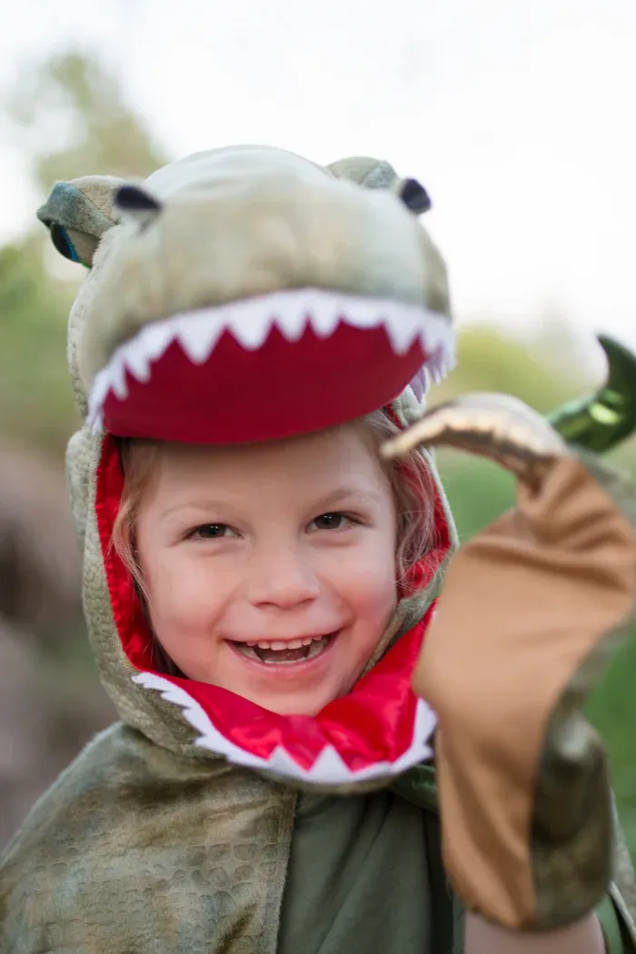 Great Pretenders Grandasaurus T-Rex Cape with Claws