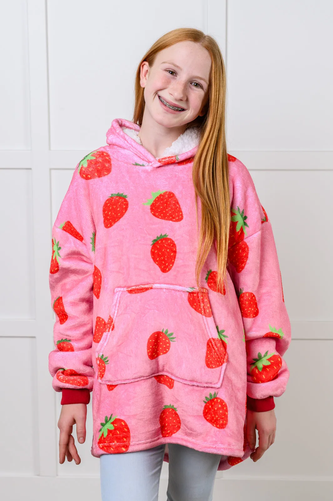 Kids Oversized Hoodie Blanket in Strawberry - 12/6