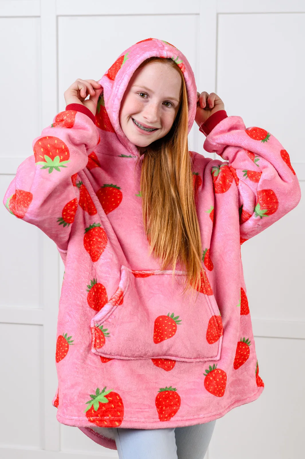 Kids Oversized Hoodie Blanket in Strawberry - 12/6