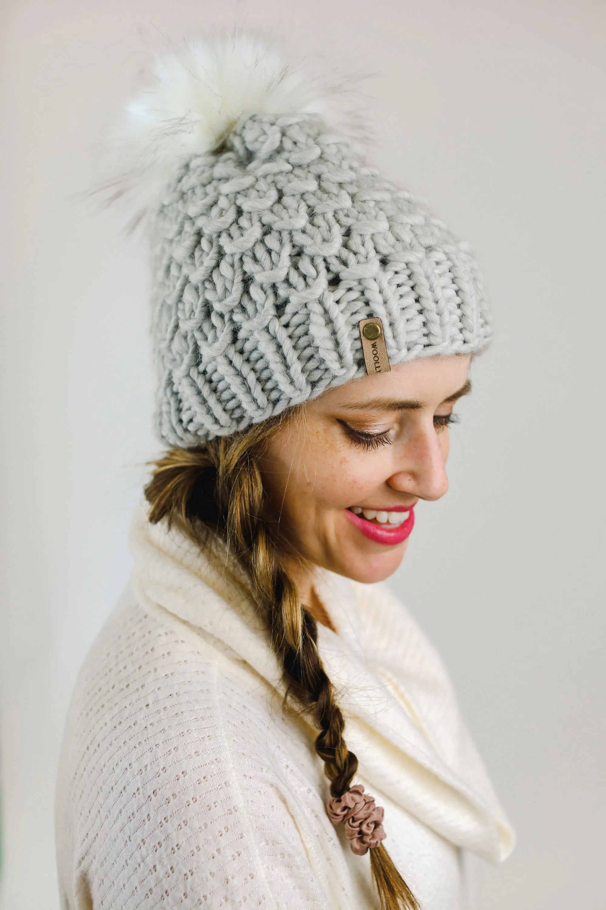 Light Gray Peruvian Wool Knit Hat with Faux Fur Pom Pom