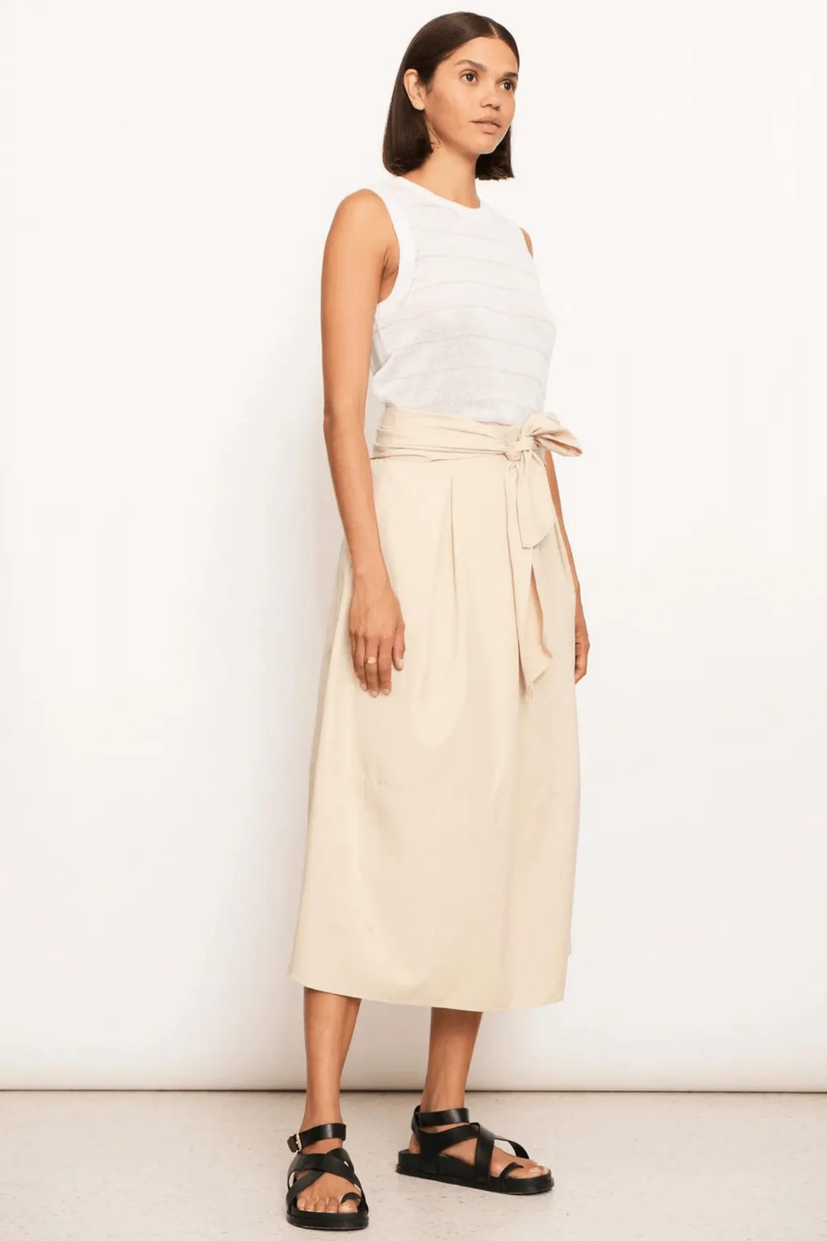 TERI TIE SKIRT PEBBLE