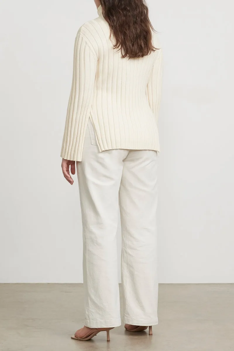 THE RIBBED TURTLENECK - IVORY